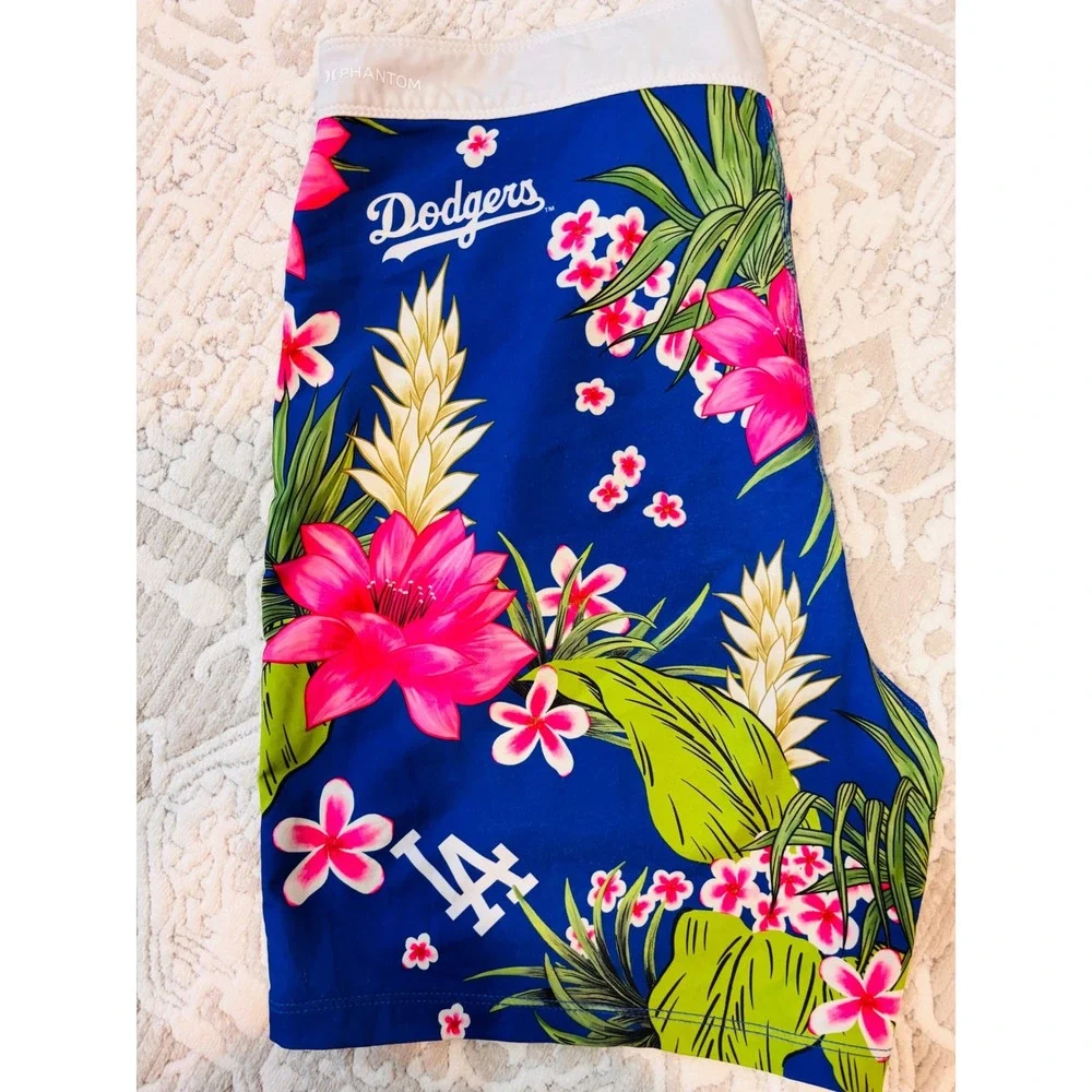 Hurley 47 Brand LA Dodgers Phantom Board Shorts Mens 30 Tropical Floral Blue